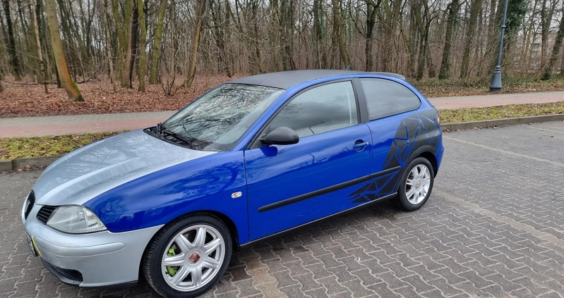 Seat Ibiza cena 6999 przebieg: 290000, rok produkcji 2003 z Łódź małe 326